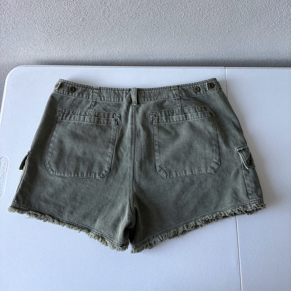 Lucky Brand Olive Green Size 32 Cargo Short Cotton Raw Hem Pocket Grunge Utility - Picture 4 of 16